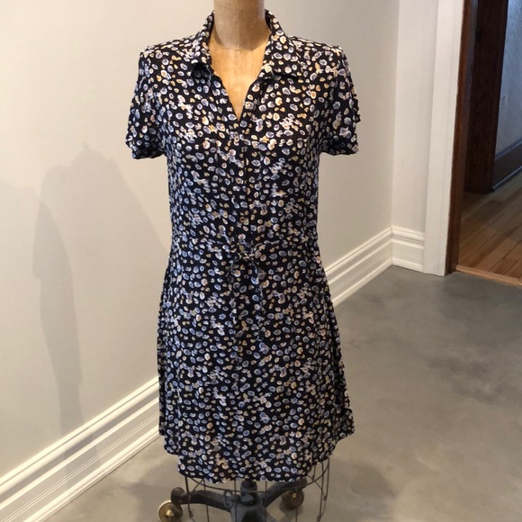 Dress - Picture 1 of 6